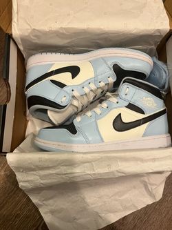 Air Jordan 1 Mid GS Ice Blue