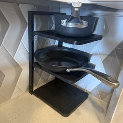 Pot organizer