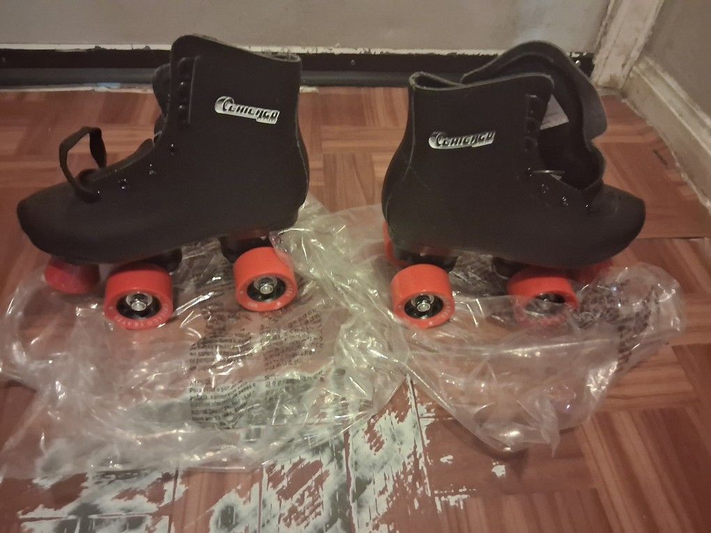 Brand New Chicago Skates