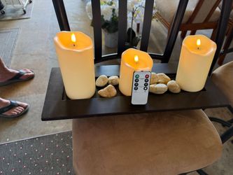 Remote Control 3 Candles stand rocks $15