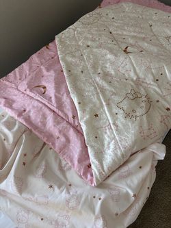 Hello Kitty Bedding