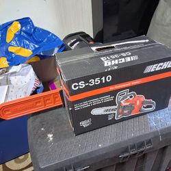 Brand new echo chainsaw