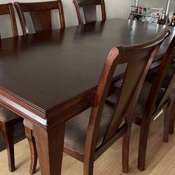 Dining Set For 6 People .