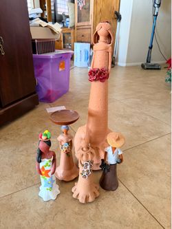 Faceless doll lot