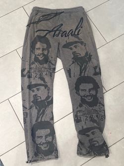 Assli sweats