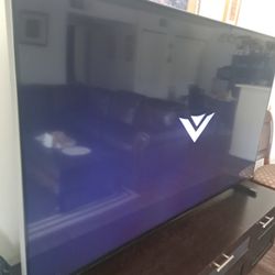 Vizio  80-inch ,Smart TV,4K Ultra,M80-C3 