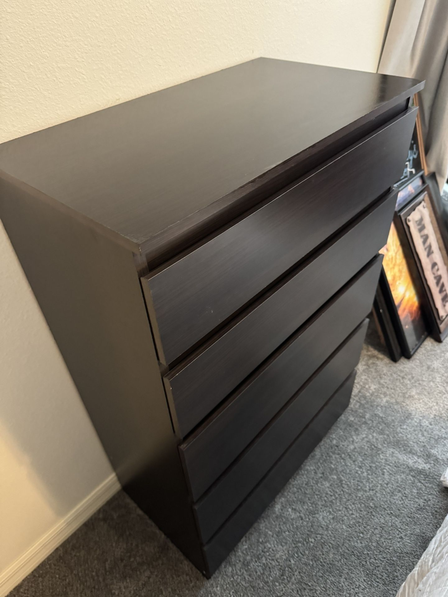 Solid Wood Dresser β Great Condition