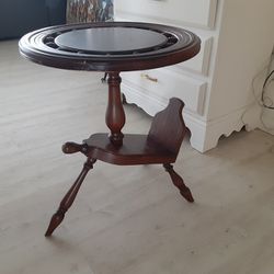 SUPER RARE ANTIQUE SPINNING WHEEL  TABLE 