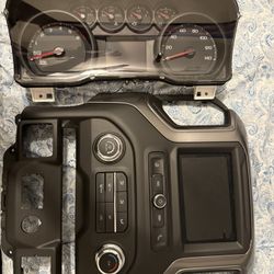 Gmc sierra Cluster And Radio Unit 