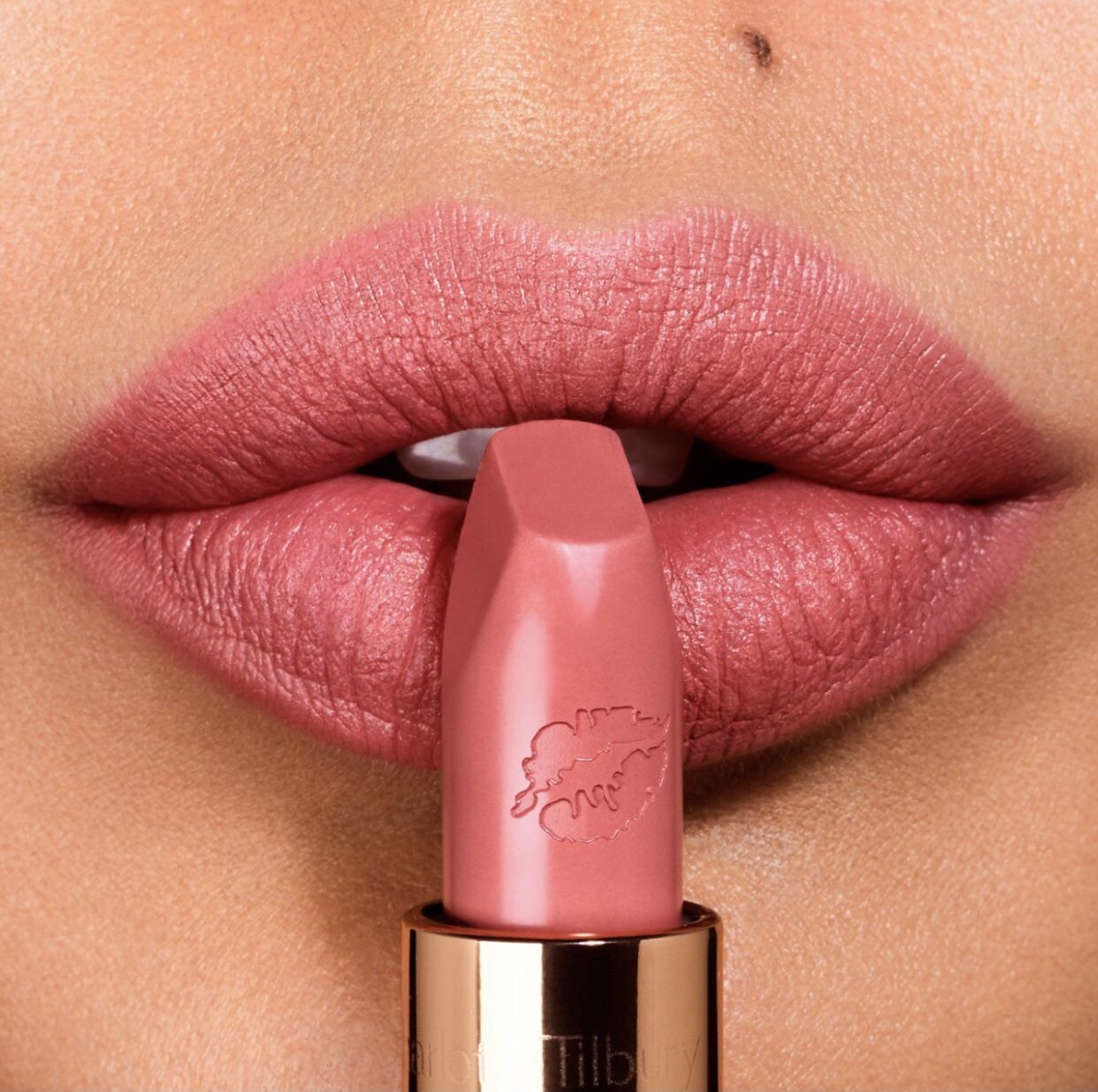 New! Charlotte Tilbury💕💄💗”KIDMAN’S KISS”💗💄💕 K.I.S.S.I.N.G Satin Shine Lipstick