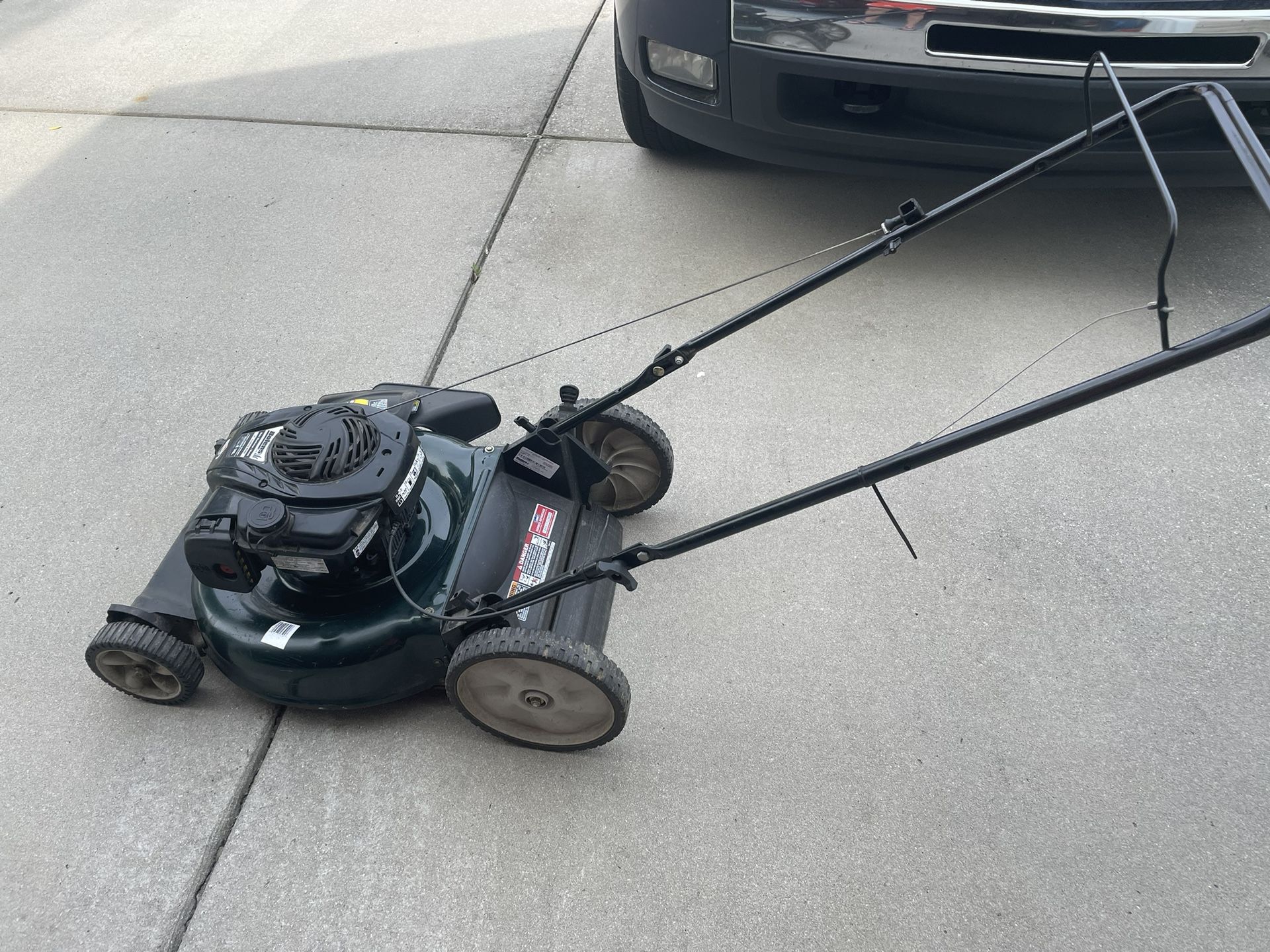 Bolen’s 21” 500E Push Lawnmower & extras