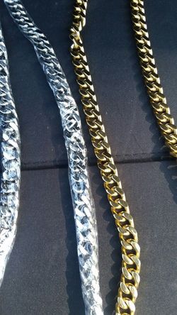 Gold or silver stainless steel gold or silver plated plated Cuban link chains
