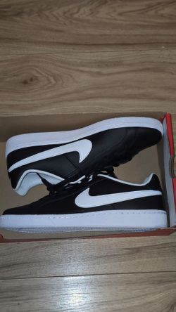 Nike Court Royale Sneakers – Black/White – Size 10 – New