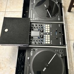 Rane 72 MK2 Mixer And Turntables