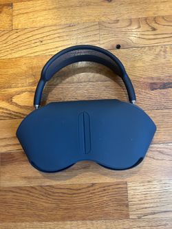 Like New Airpod Pro Max Headphones