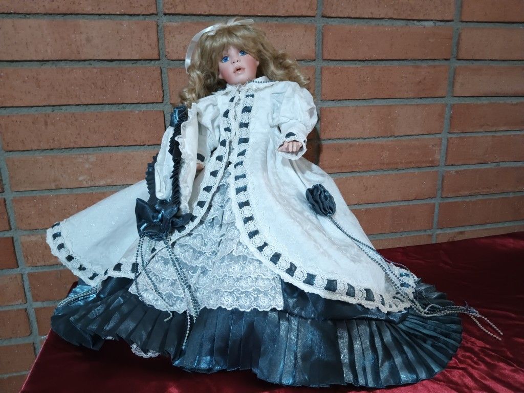 Stunning Porcelain Doll