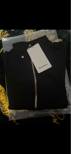 Lululemon sweater- size medium