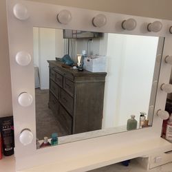 Vanity Mirror 