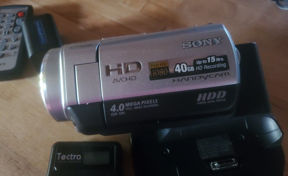 Sony HD Handycam HDR -SR5