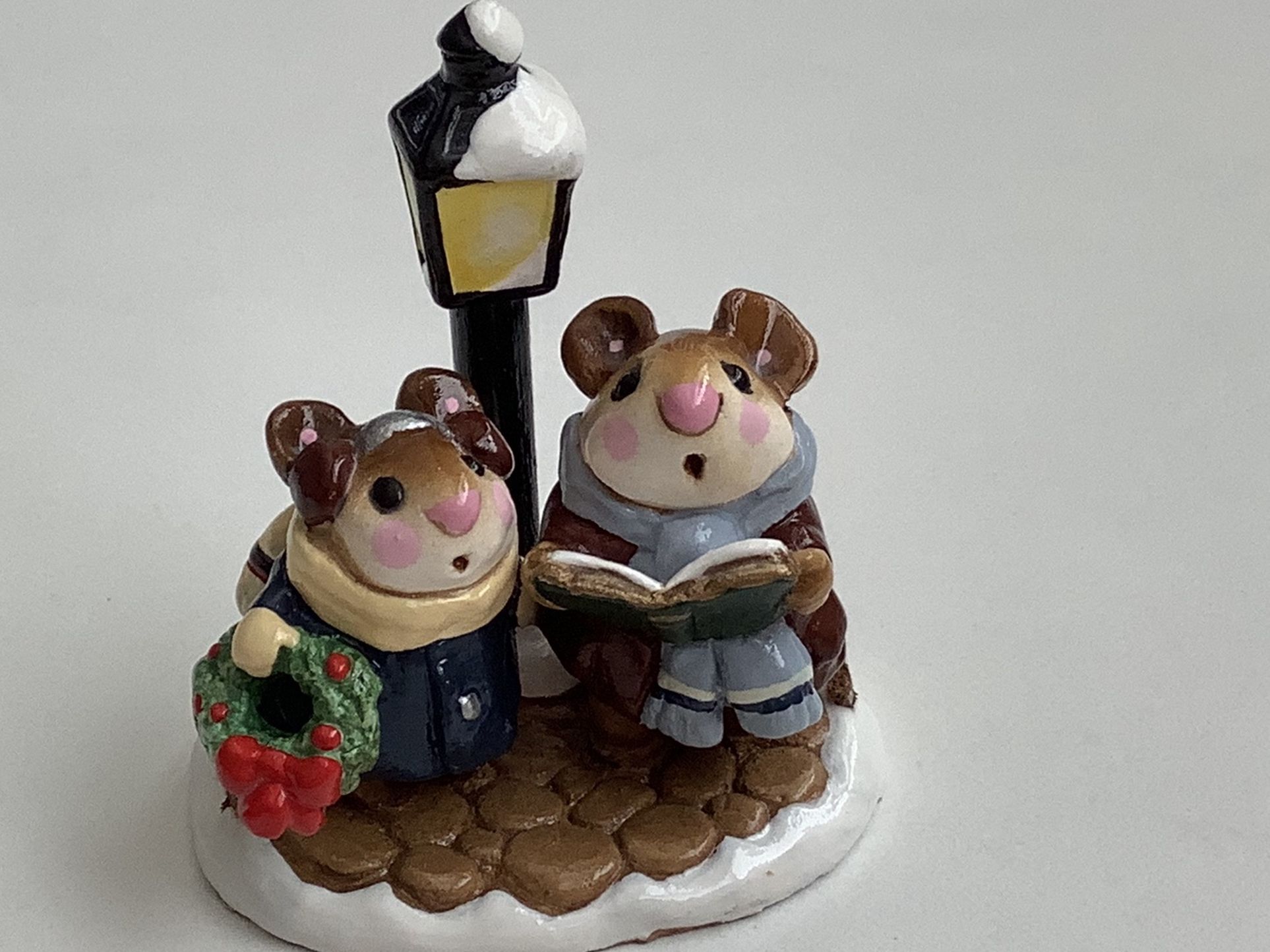 Wee Forest Folk「Lamplight Carolers」﻿