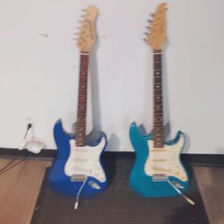 2 Electric 🎸🎸 Guitars 66$ 