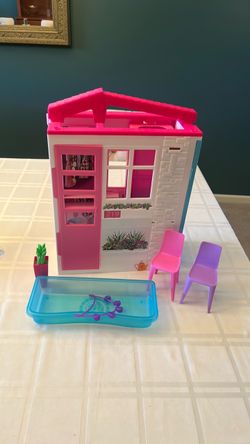 Compact Barbie House - Foldable