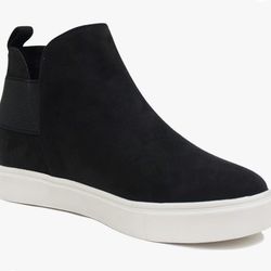 Women’s - Size 6.5 - Black platform hidden wedge fashion sneakers