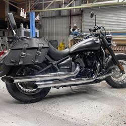 Kawasaki Vulcan Classic 900