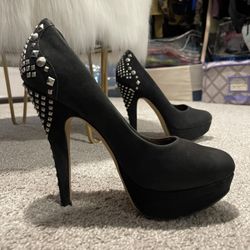 Vince Camuto Black Studded Pump