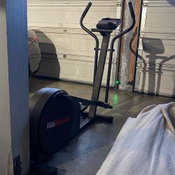 Pro-form Elliptical Exerciser 485E