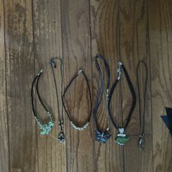 UNIQUE BRACELETS AND NECKLACES