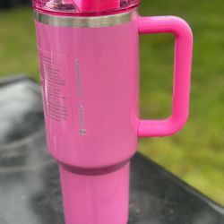 Stanley Starbucks Limited Edition Target Exclusive 40oz Tumbler Pink 