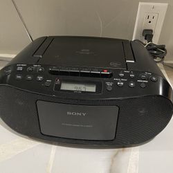 Radio With Cd Player 