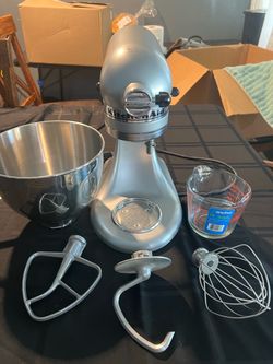 Stand mixer kitchen aid 4.5 quart silver relic
