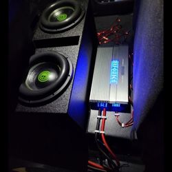 Hifonics Bxx4000.1d And G7-12D2 With Box Subwoofers And Amplifier!!!