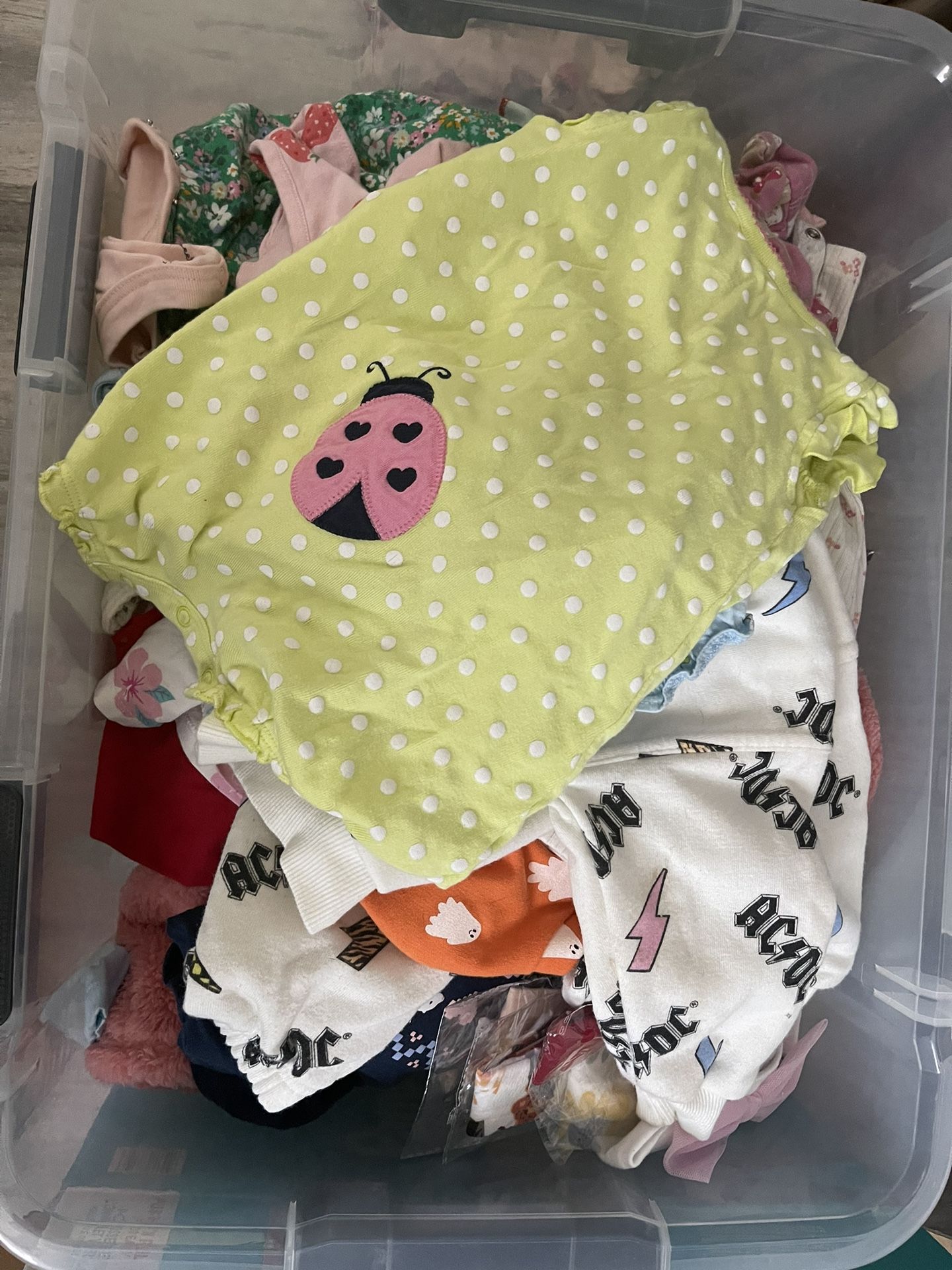 Tub Full Of Baby Girl Clothes 9-12 Months