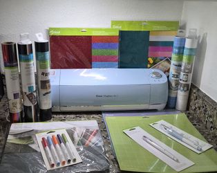 Cricut Explore Air 2 Bundle with Supplies