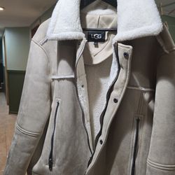UGG M Thayden Luxefluff Jacket
