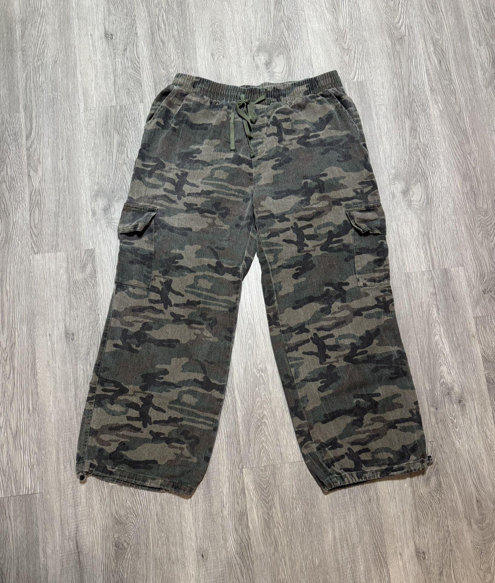Womens Camo Print Pants
