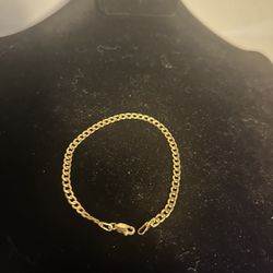 14k Cuban Link gold  Bracelet 1.6 Grams 7 Inch 