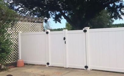 Double gate Vinyl hardware black hinges lock
