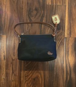 Dooney&Bourke Cosmetic Bag