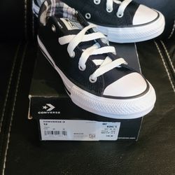 Girls Converse 