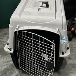 Dog Crate ( Medium )