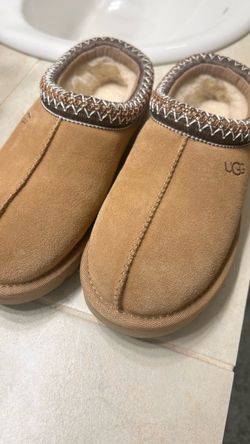 NEW Unworn UGG Women's Tasman Slippers  Chestnut  Size 8 Mens 6 Woman
