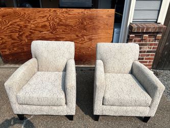Accent chairs
