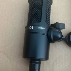 Audio-technica At2020 Condenser Microphone 