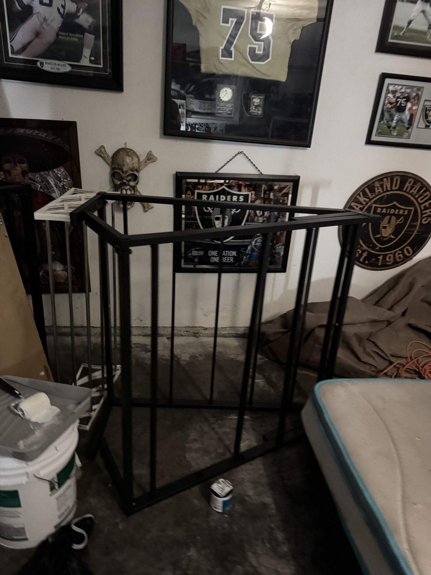 twin xl matress and metal bed frame