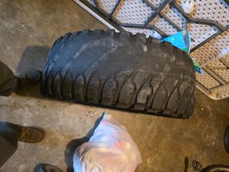Free 35s Set Of 4 Used Tires