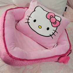 Hello Kitty Pet Bed 